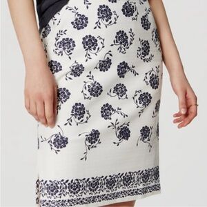 LOFT Navy Floral‎ Pencil Skirt